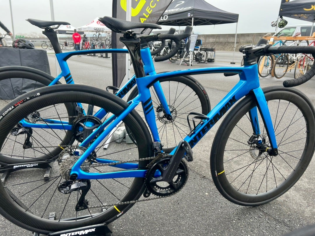 ビッグウェーブPRO東尾道店さんの店頭をInterMax Stingerが飾ります