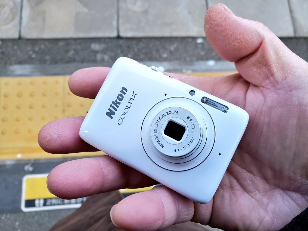 Nikon史上最小・最軽量コンデジ、Nikon COOLPIX S02の巻♪ | MINOLTA
