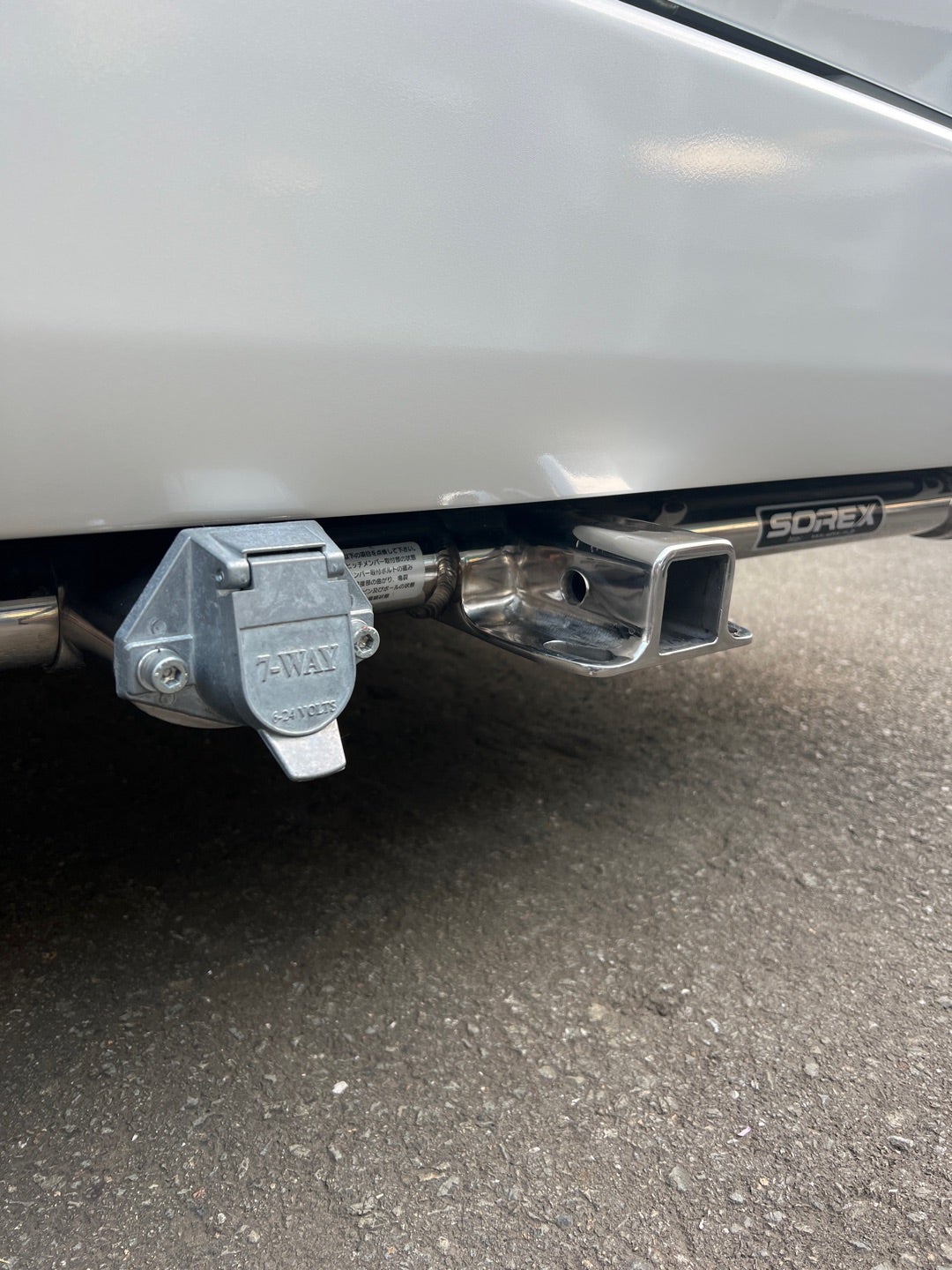 ソレックス製ステンレスヒッチメンバー取り付け | ハイエース200系