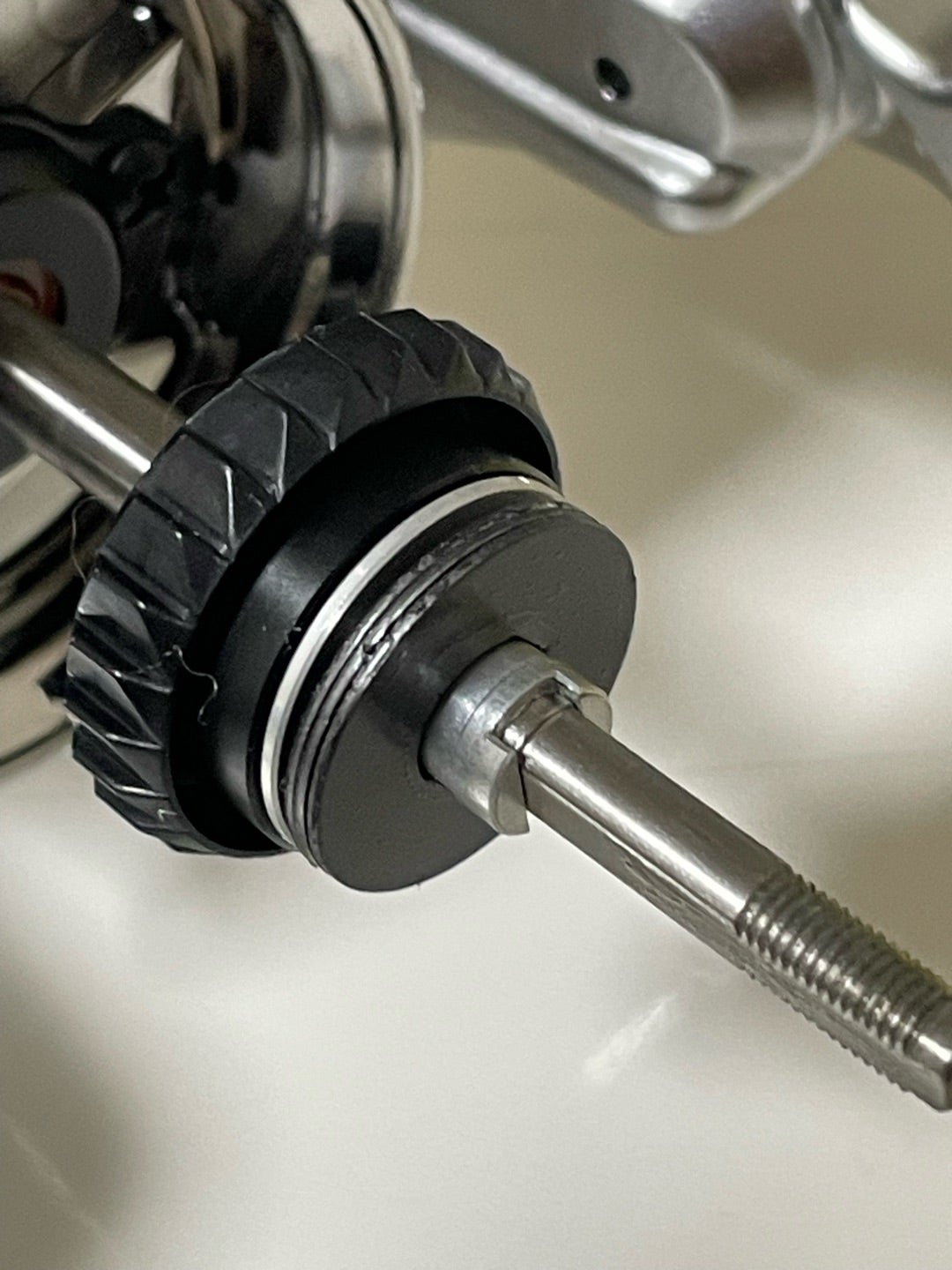 23ストラディック4000XGスプール受けベアリング追加 | ルアー時々餌釣り