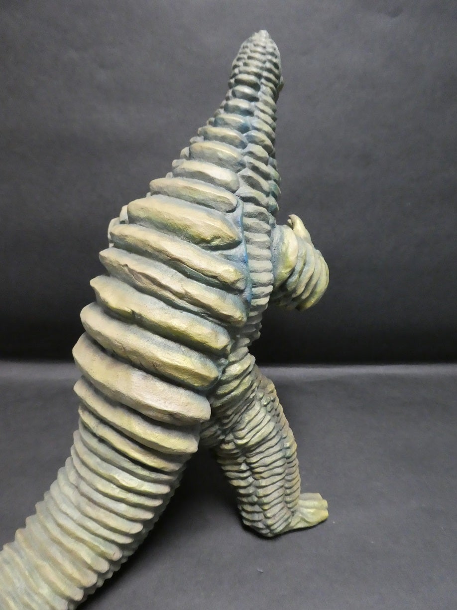 メルカリ出品「ビリケン商会 レッドキング 塗装済み完成品」 | tai