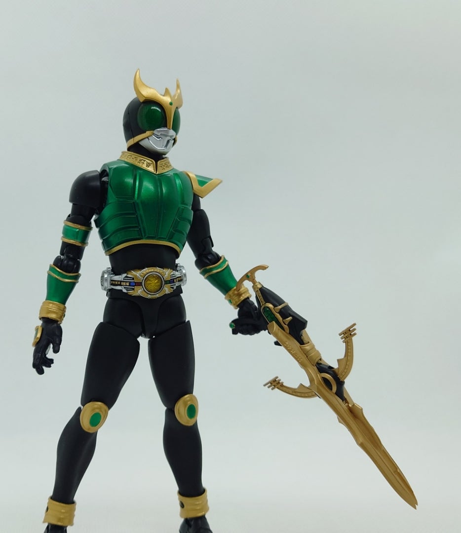 S.H.Figuarts（真骨彫製法） 仮面ライダークウガ ライジングペガサス