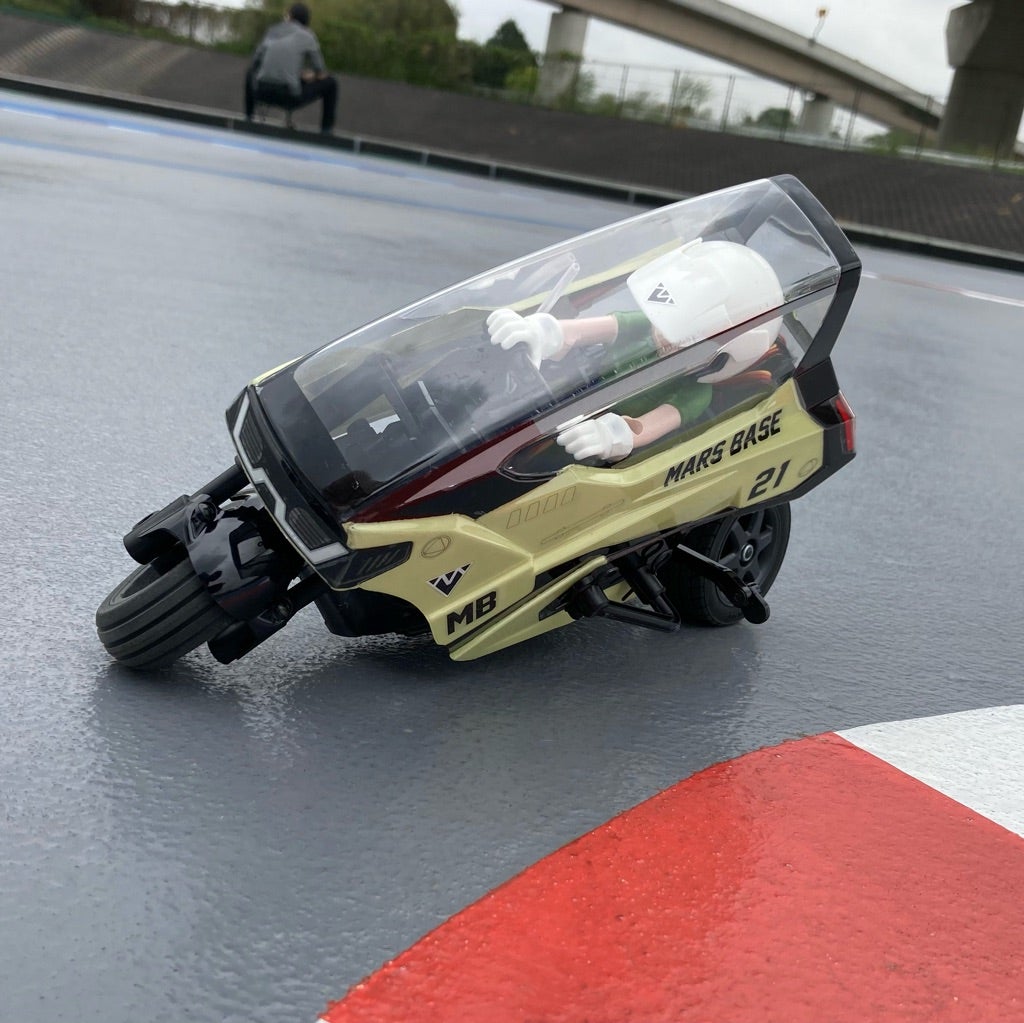 デュアルライダー | 『てつ』がバイクにまたがった ～ウォルターウルフ