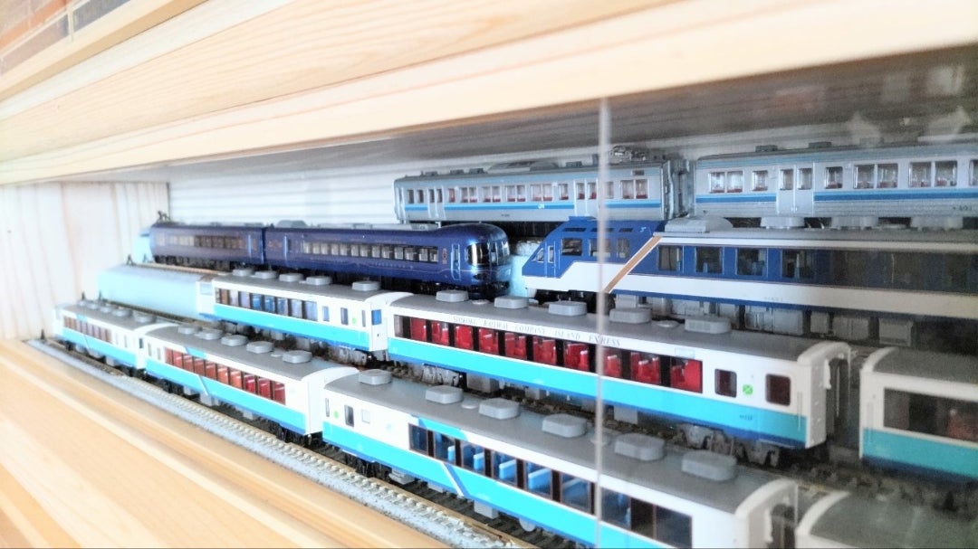 TOMIX 98121 98122 京都丹後鉄道 KTR8000形(丹後の海) 入線 | 約40年