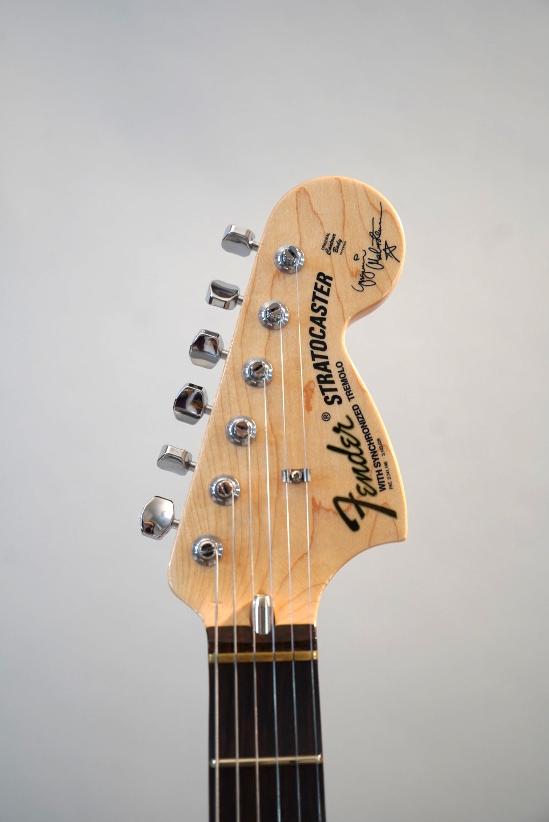 際立つ個性と王者の風格！Fender USA/Yngwie Malmsteen Strat | GGAGの