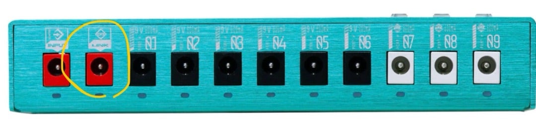 KES のパワーサプライのリンク端子 | ベースのおと