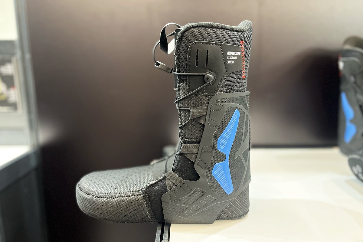 DEELUXE 24-25 モデル