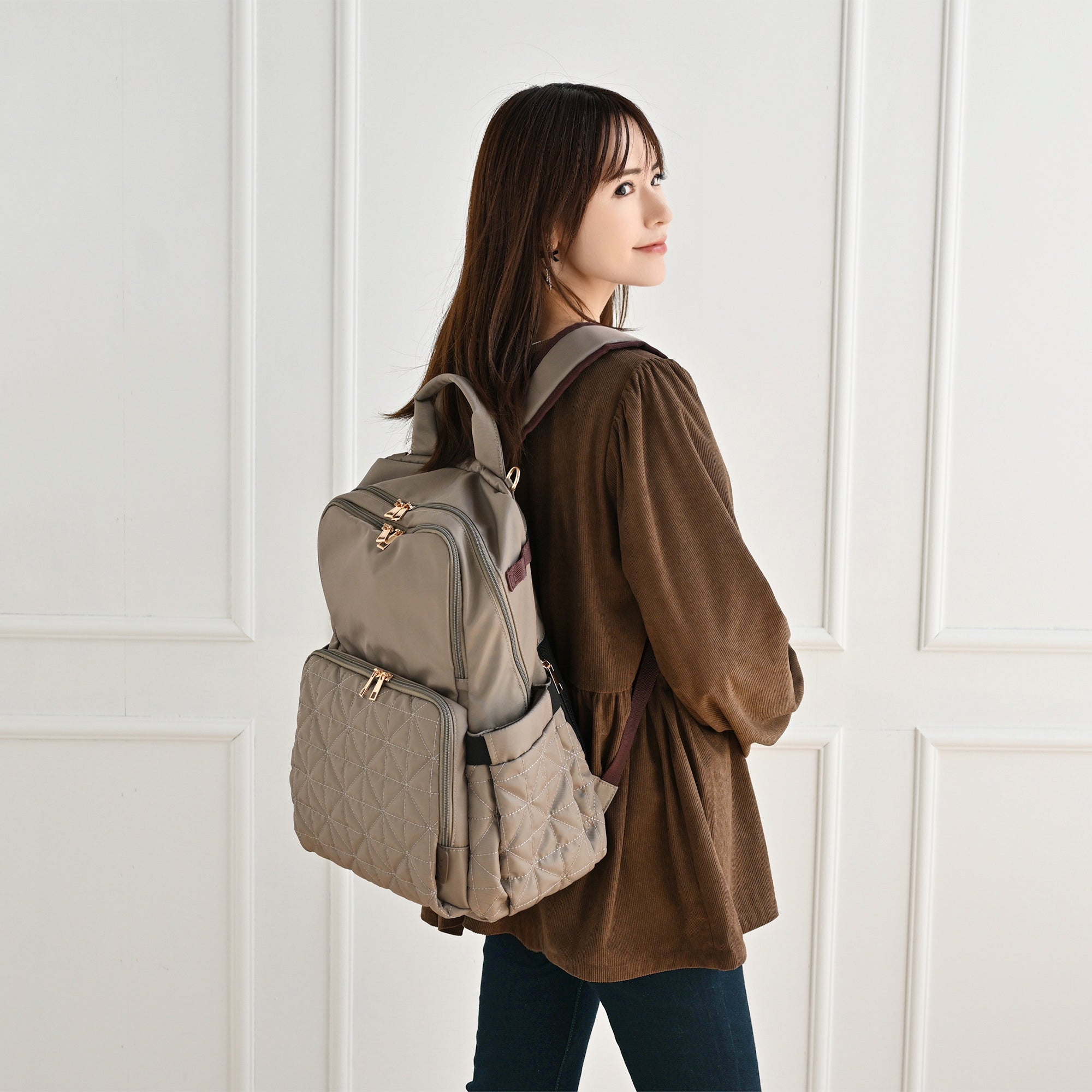 祝！再販】コラボ史上最強！汚れもの収納/20ポケット/保冷機能付き