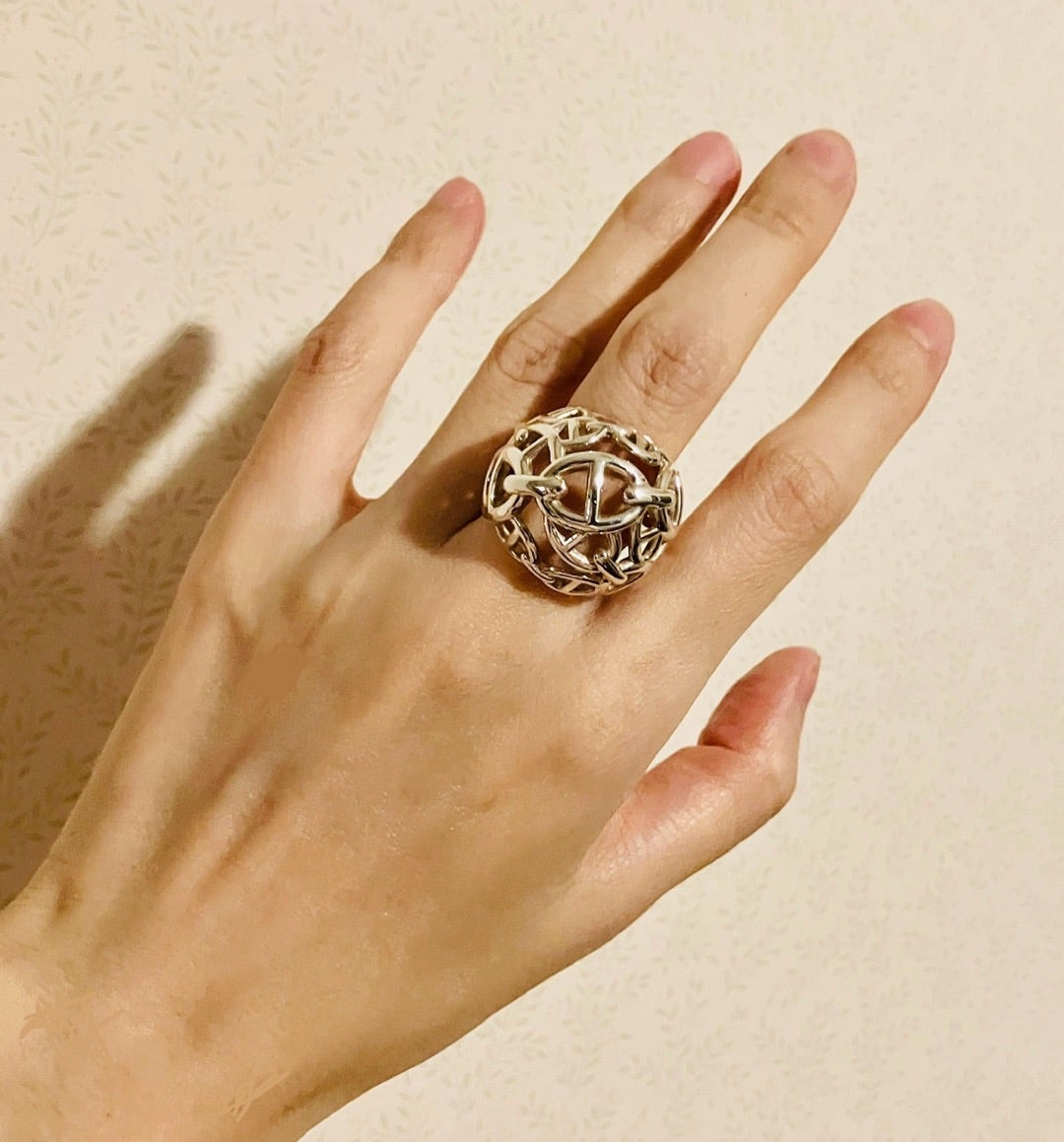 エルメスのリングが、似合わない！ | エルメス沼のほとりで