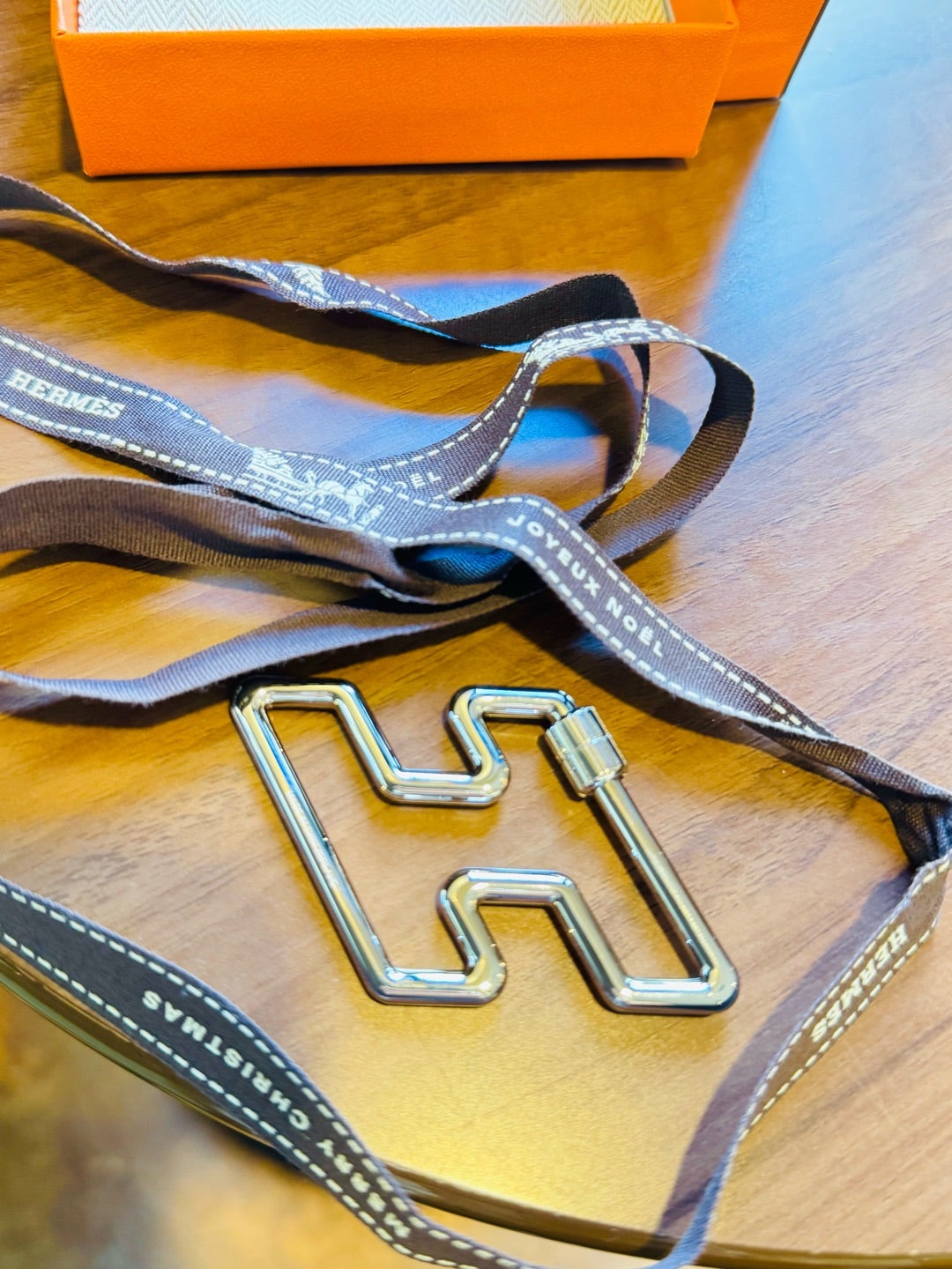 エルメスで買った、お役立ちアイテム キーリング H トゥスピード