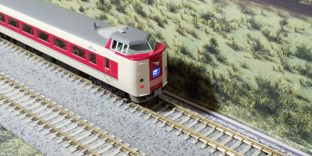 KATO 381系「ゆったりやくも」(ノーマル編成) 7両セット入線‼️(品番10