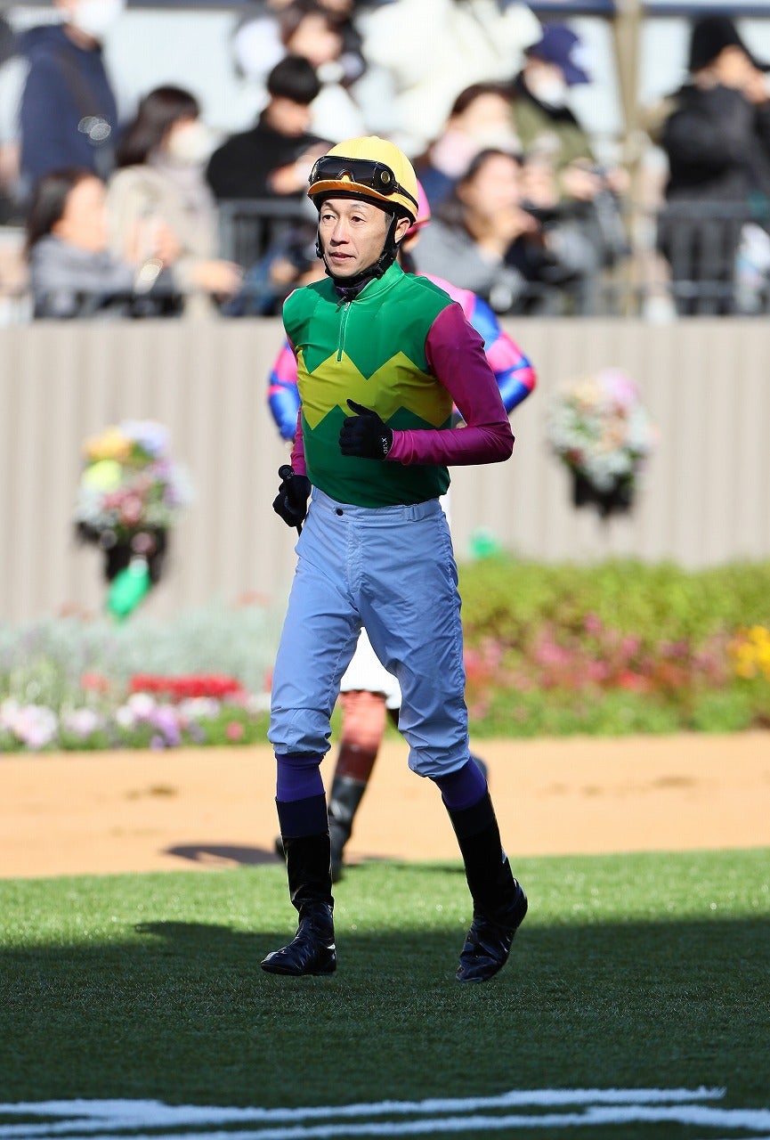 武豊騎手 2024年12月7日8日京都7回3日4日騎乗結果！！！ | 武豊騎手