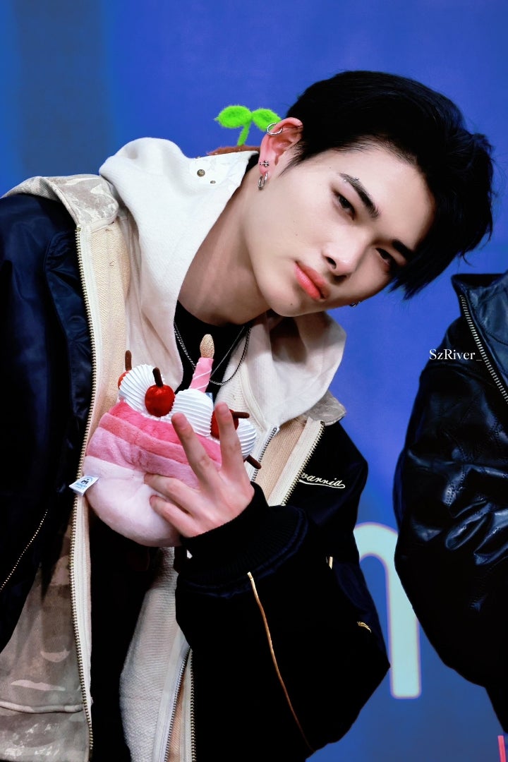 12/1 ENHYPEN ニキ サイン会画像 | みいのブログ