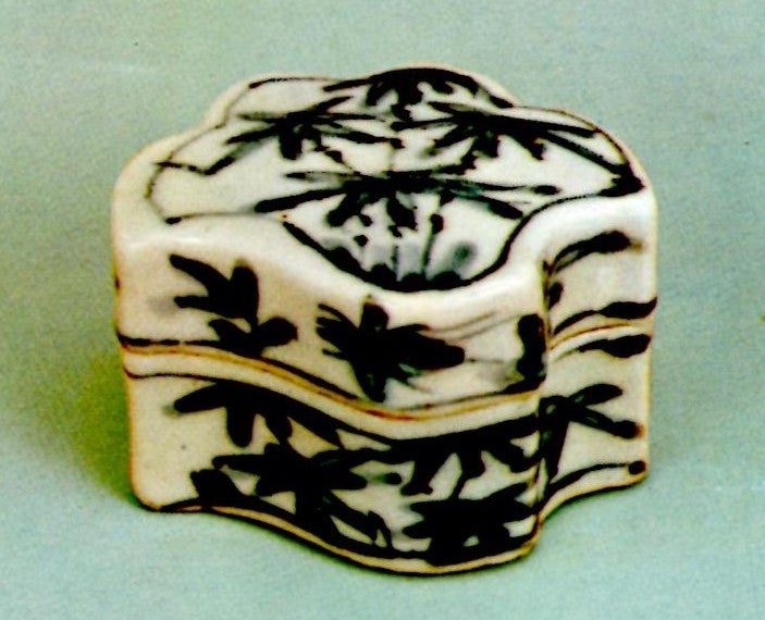 12月のお稽古 季節の茶碗と香合 | bunpuku-sadouのブログ