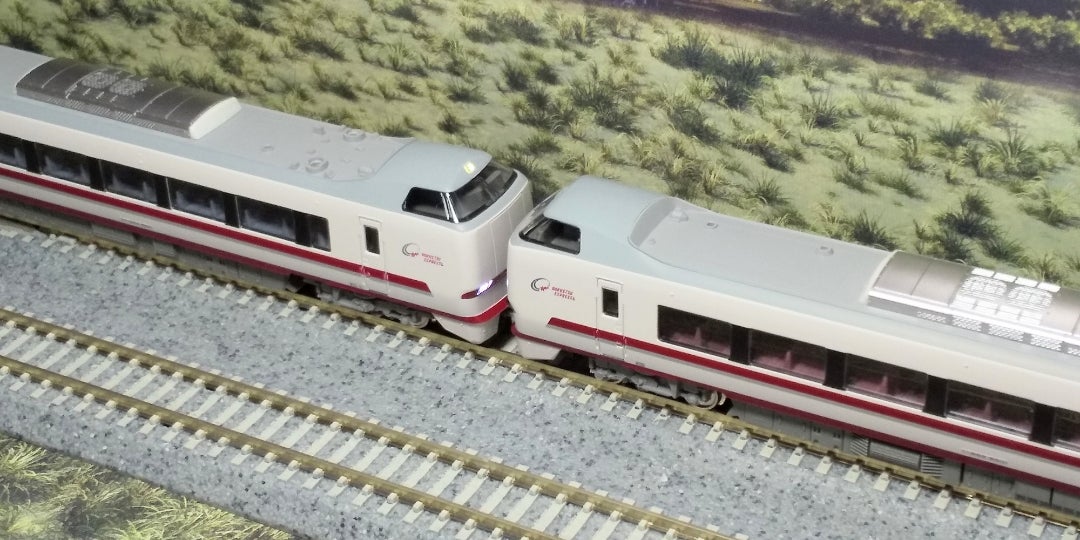 KATO 北越急行683系8000番台SRE9両セット 入線‼️ (品番10-810)その➁