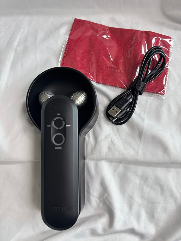 EMS＆ガルバニック対応！コスパ最強の美顔器「オドロイ チタニウム