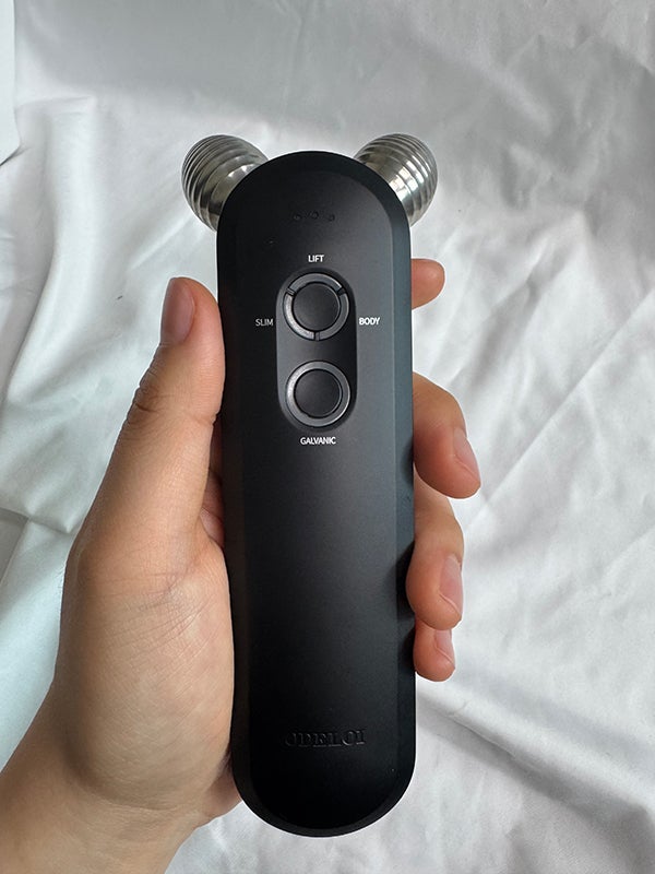 EMS＆ガルバニック対応！コスパ最強の美顔器「オドロイ チタニウム