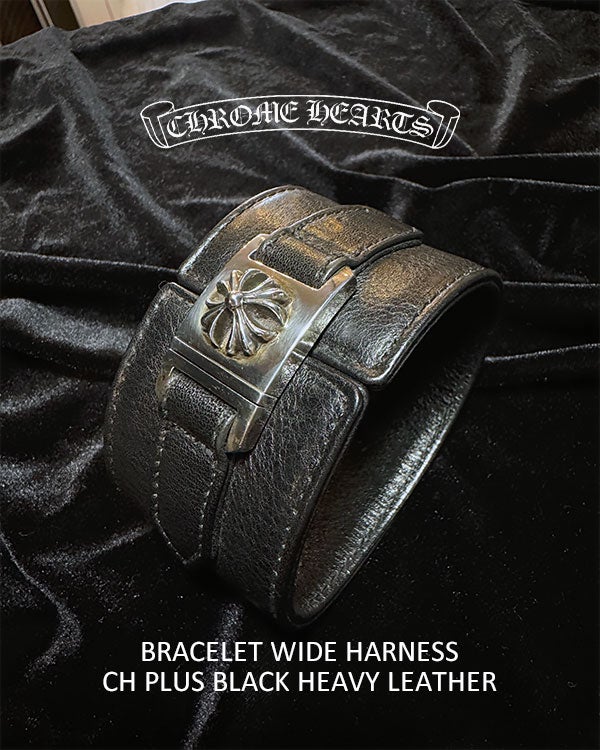SOLD！クロムハーツ レザーブレスレット ワイド ハーネス CH プラス