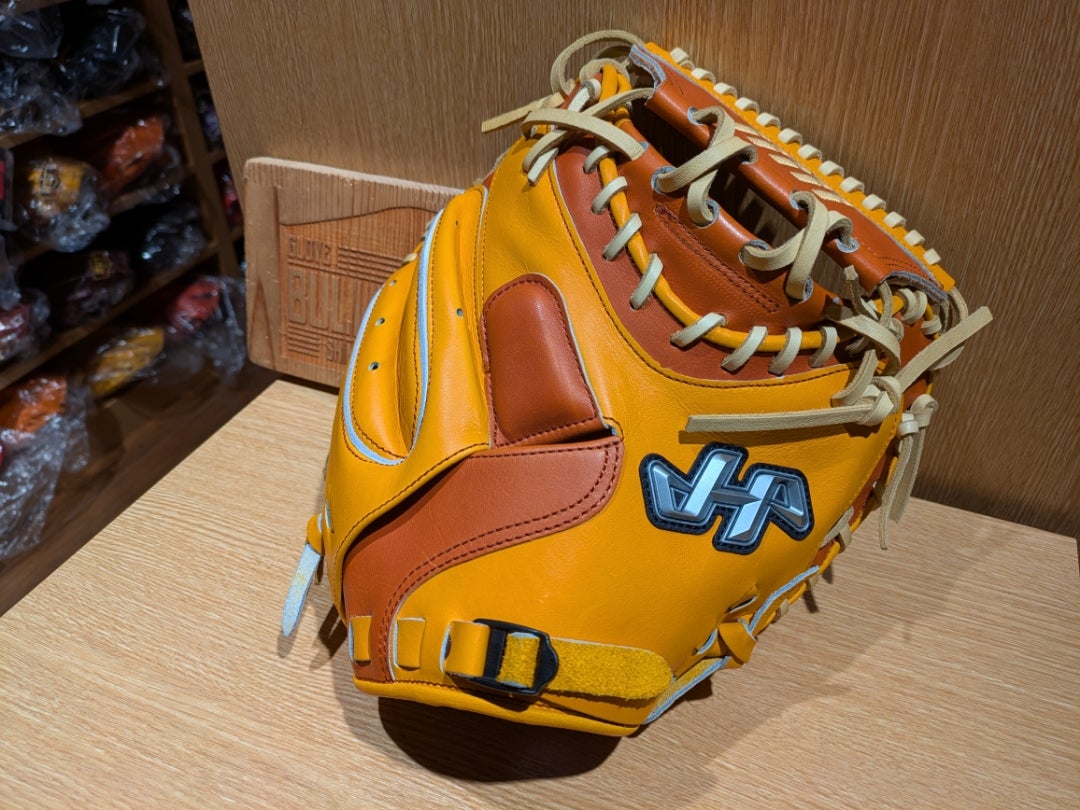 ハタケヤマ】オーダーキャッチャーミット［M19型］Jイエロー×ブラウン