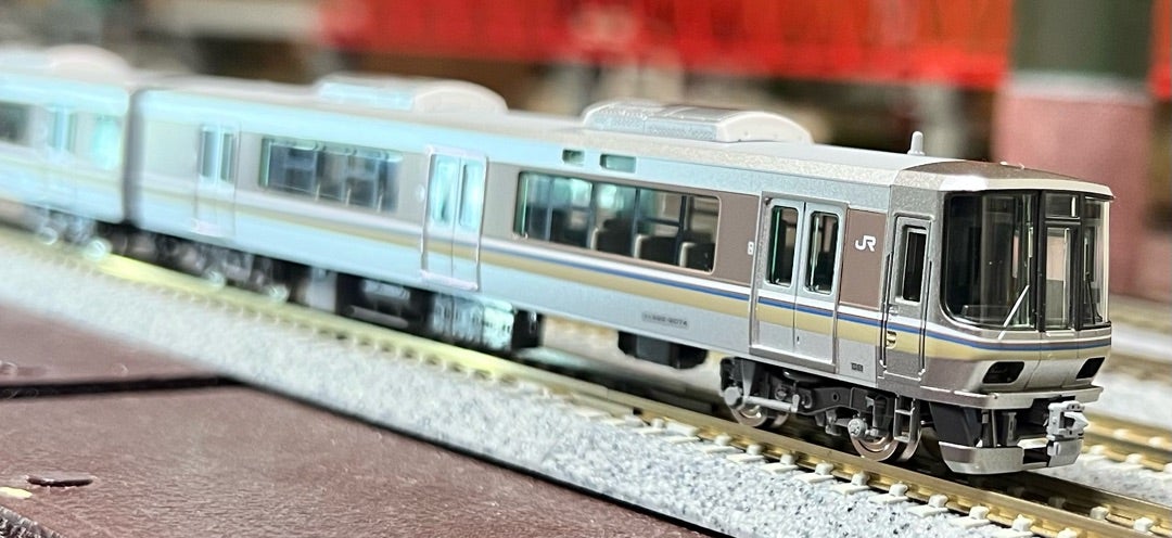 TOMIX 98479 “JR 223-2000系近郊電車（6両編成）セット”入線。〜その2