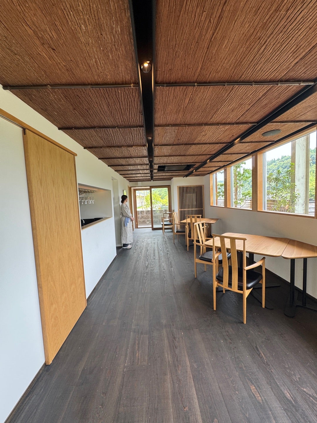 空間の精妙さは、「かたち」と「配置」に宿る。空間を整えるとは、運命