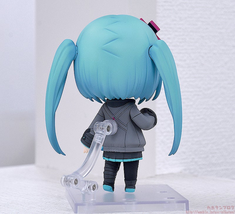 ご予約受付中♪「ねんどろいど 初音ミク 閉ざされた窓のセカイVer