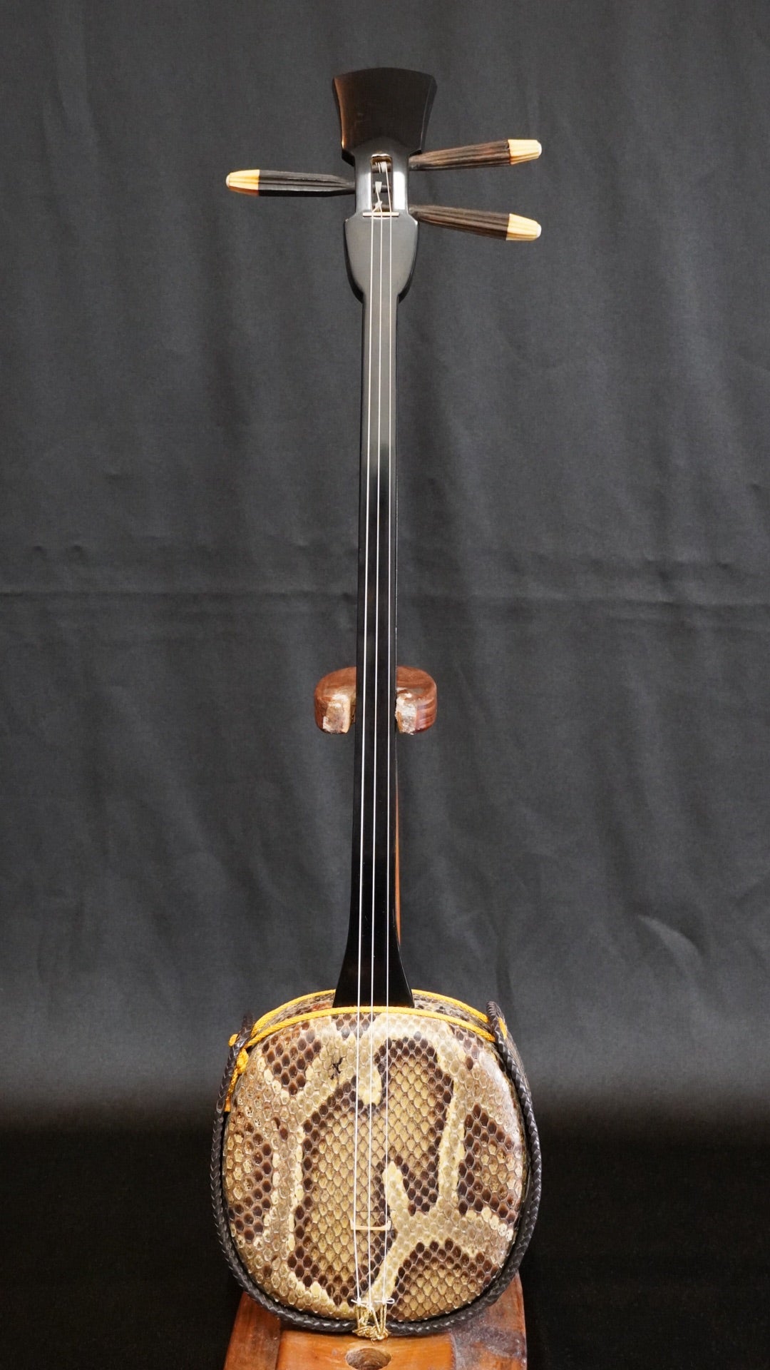 伝統的南風原型鑑定済み古三線非常に貴重です | 沖縄三線の胴巻屋