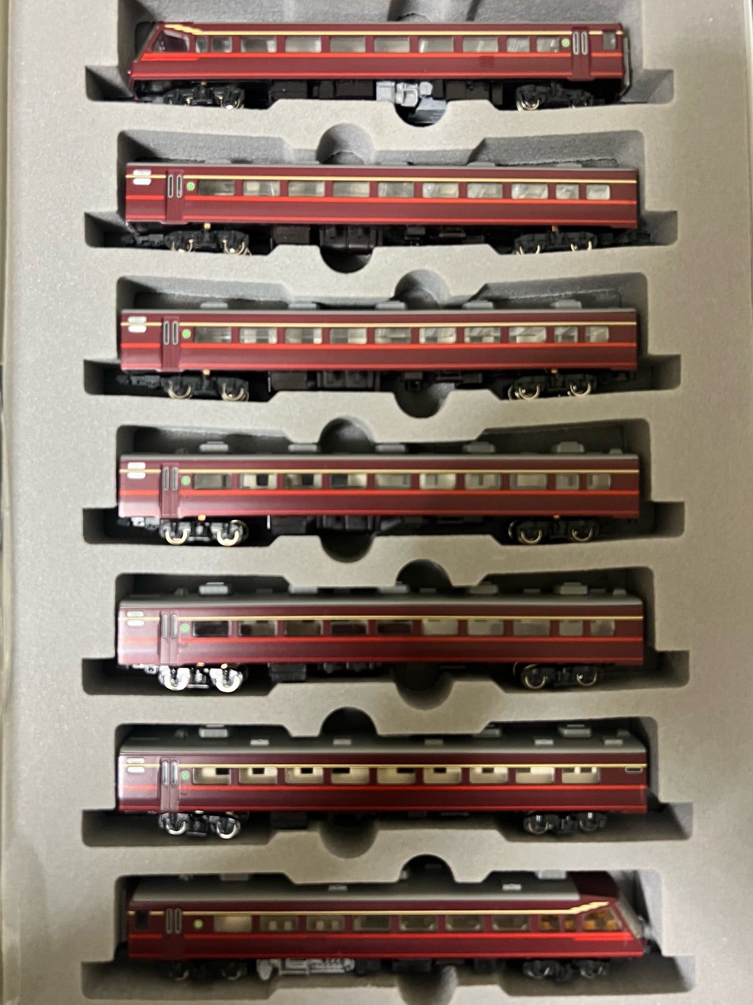 KATO 10-155“サロンエクスプレス東京”入線。〜その1〜 | Swallowtail@Ameba