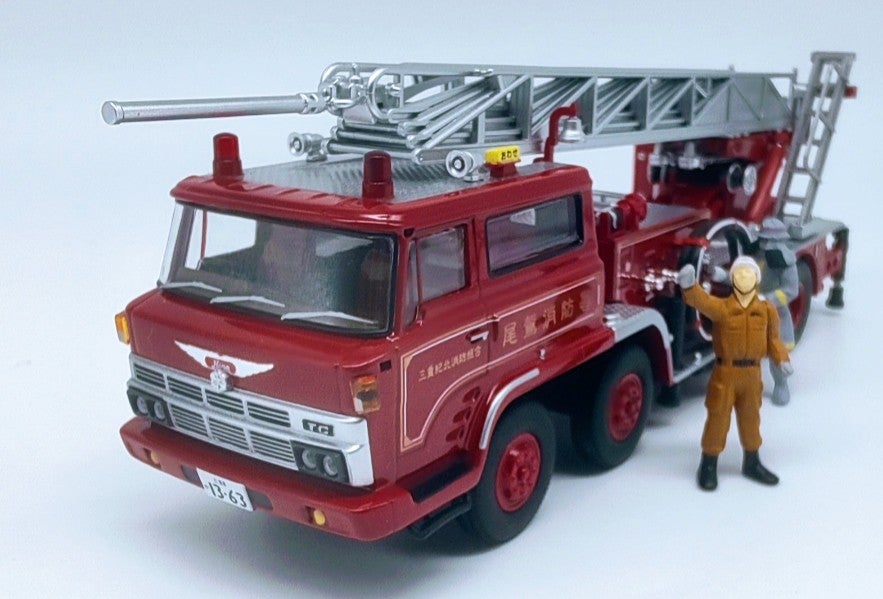 TLVの王様的存在！！】トミカリミテッドヴィンテージNEO 日野TC343型