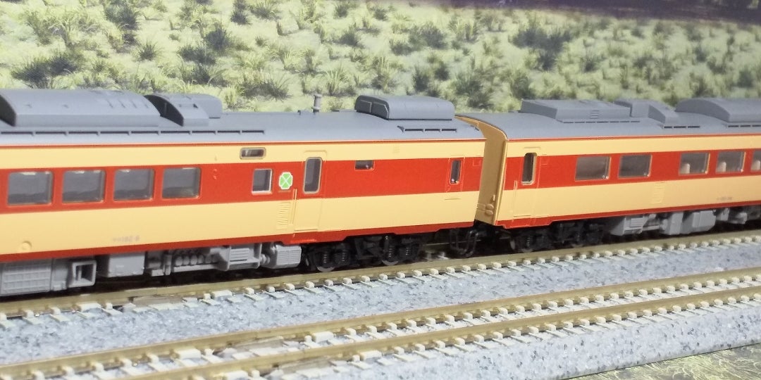 TOMIX 国鉄 キハ183-100系特急ディーゼルカー基本セット 入線‼️(品番