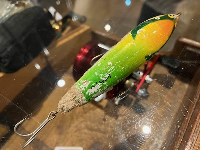 ボロボロの ハトリーズ ファンキーバード バルサ | ランブルフィッシュ