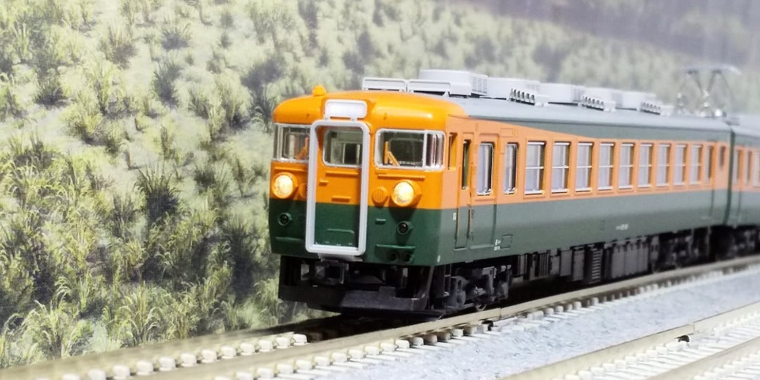 KATO 165系急行「アルプス」8両セット 入線‼️ その➀ (品番 10-1389