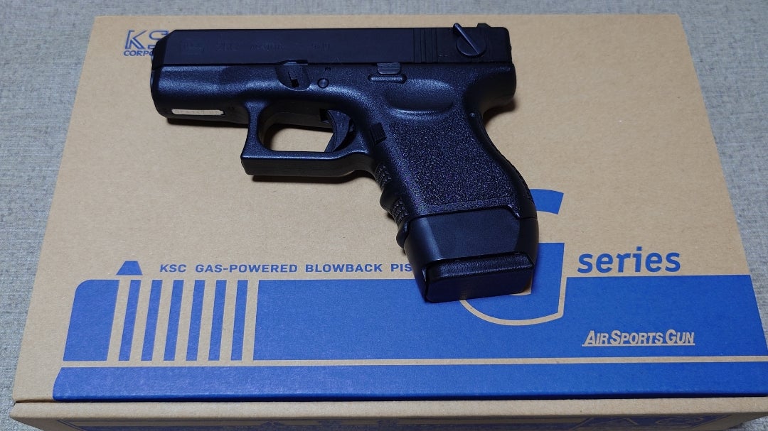 32 今持っているガスブロ…KSC G26C セミ/フルブローバック