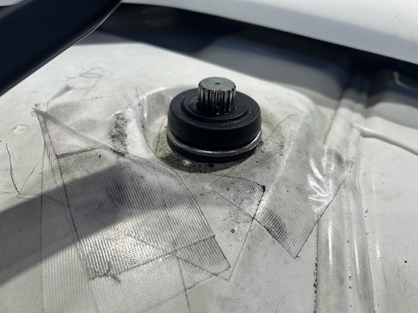 出張作業】三菱ふそうスーパーグレート ミラー格納モーター交換です