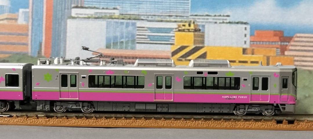 鉄道模型】KATO ハピラインふくい 521系(標準色+フルラッピング編成