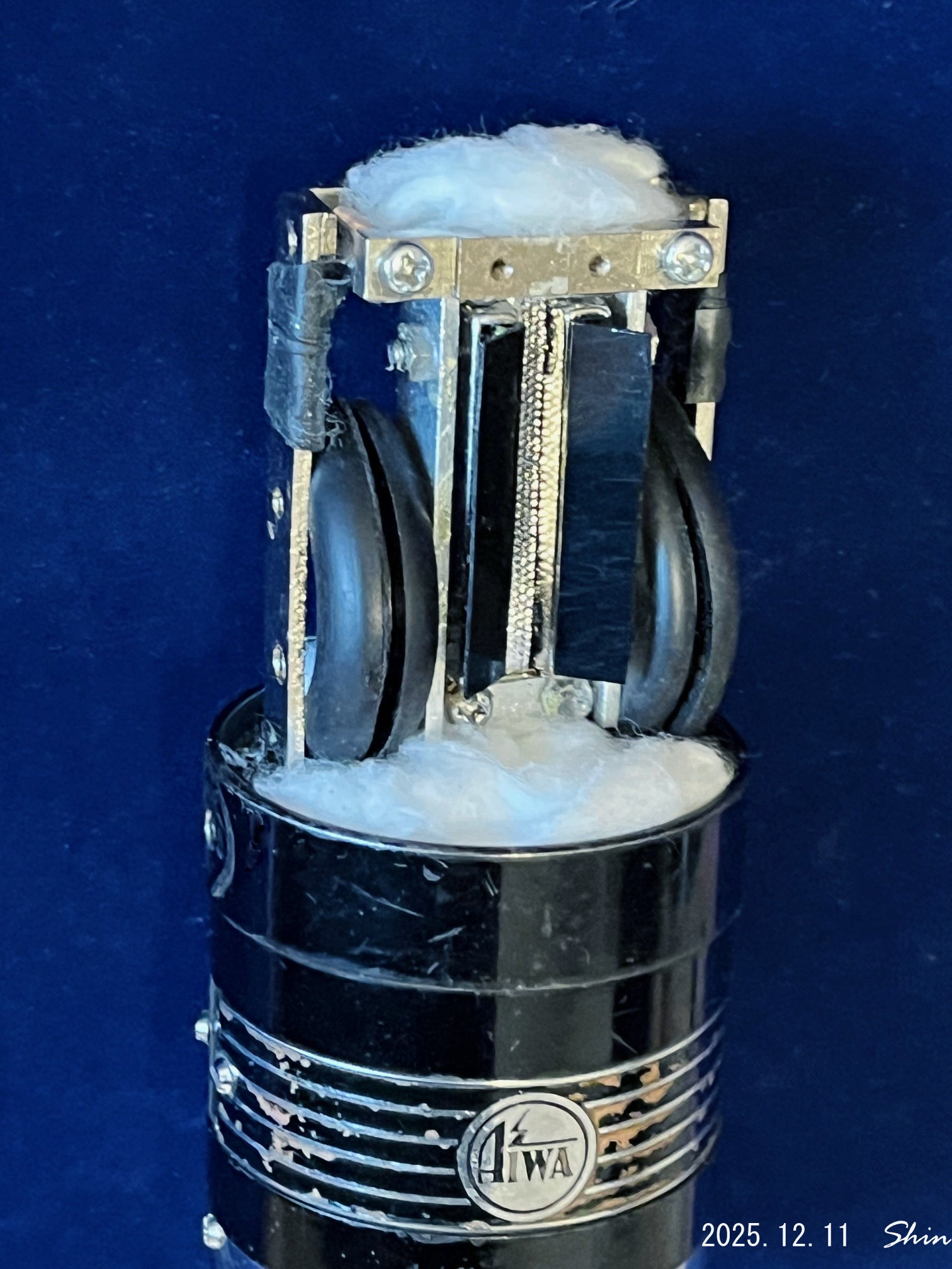 2602 ：「エンボスリボン」でビンテージ・リボンマイクの現代的