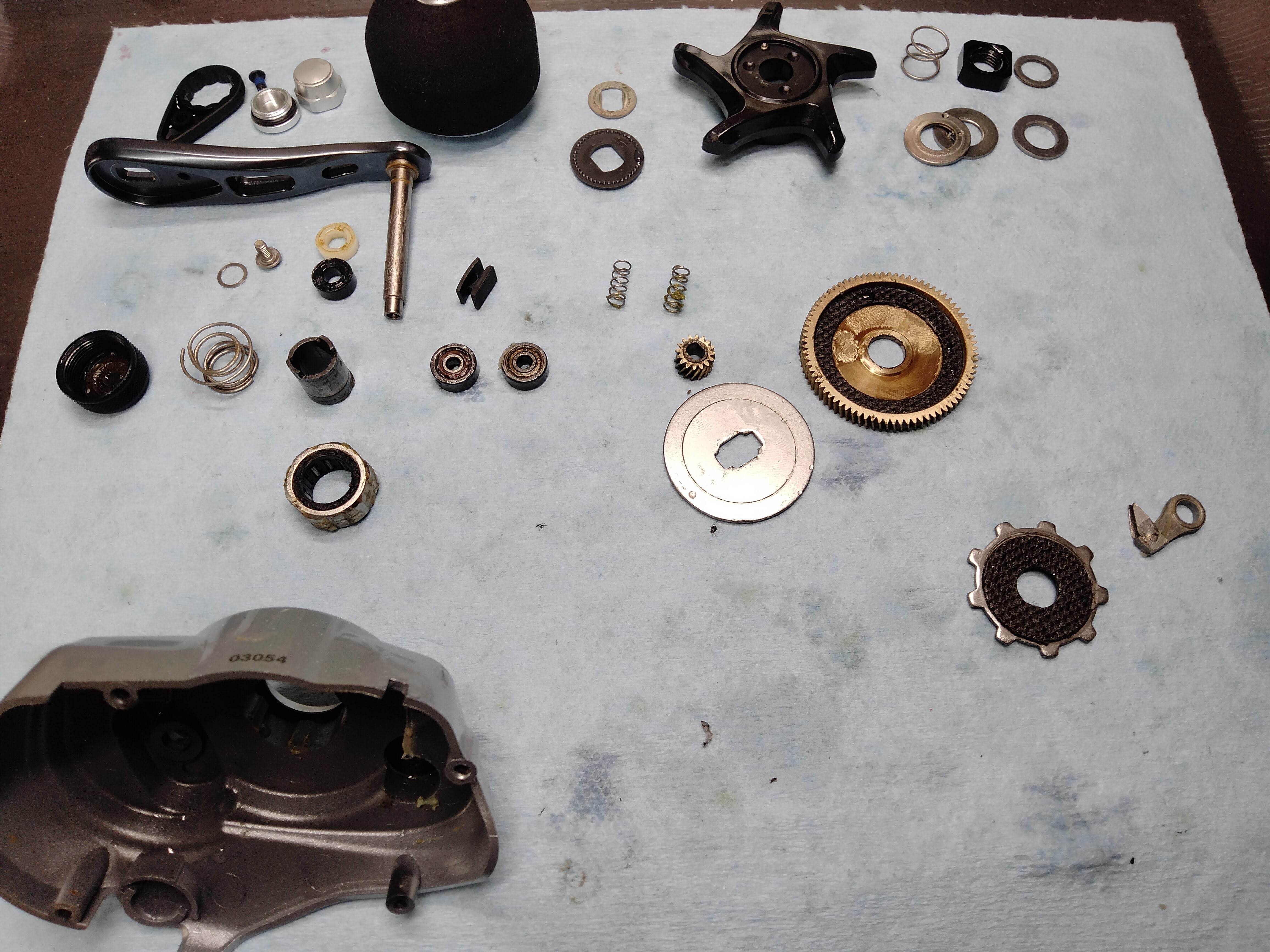 13フォースマスター400整備その① | reelmaintenance-higarageのブログ