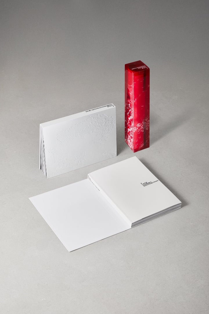 BTS V】キムテヒョン フォトブック『V 'TYPE 非'』1/19発売 | Bコレ