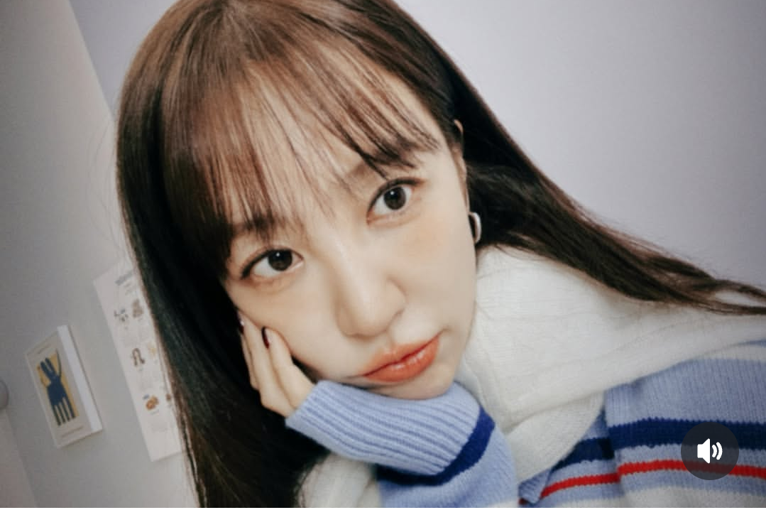 ユン・ウネちゃんInstagram2/12 | First Step