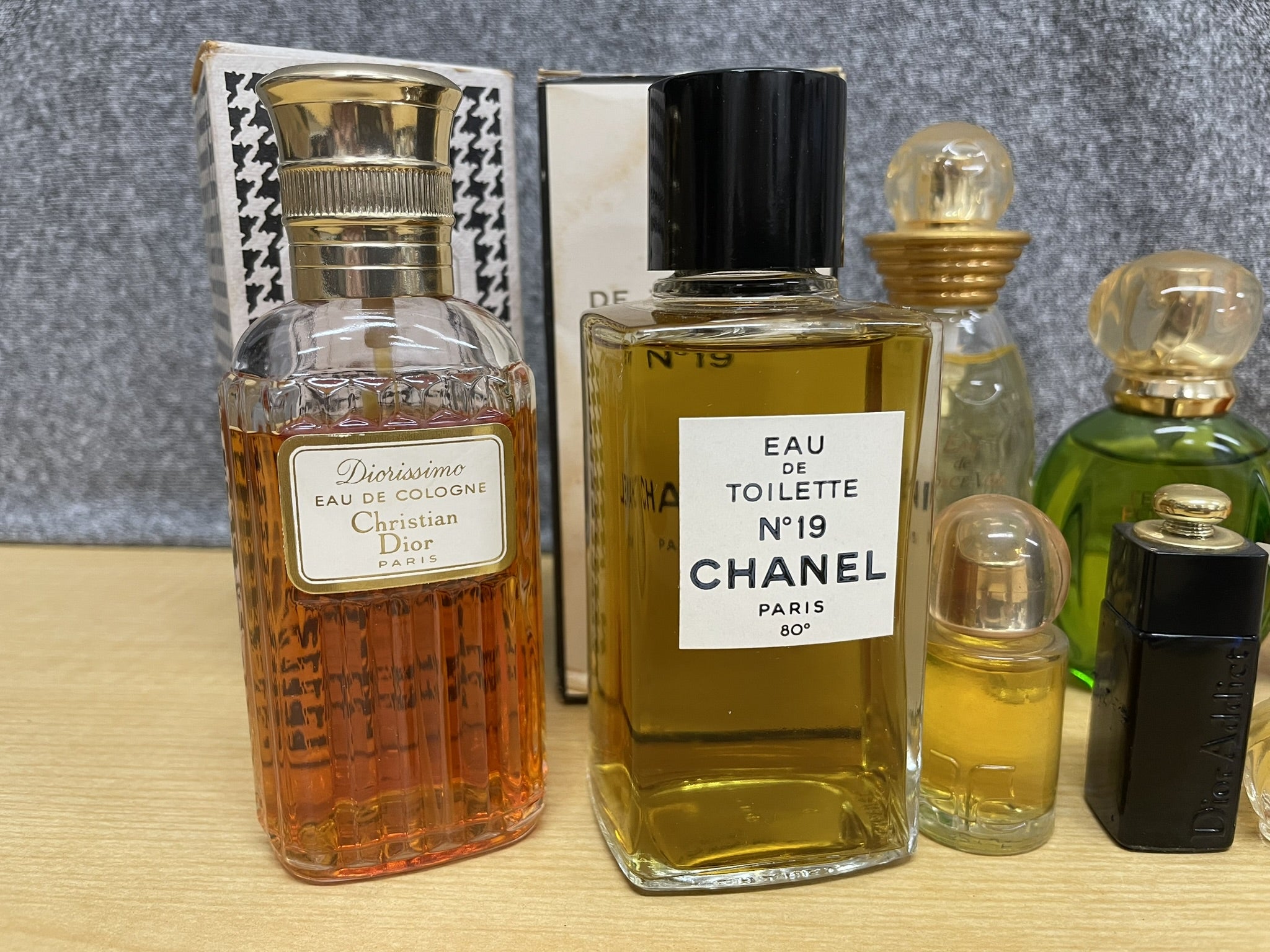 香水売るなら高価買取おまかせ屋】CHANEL Christian Diorシャネル
