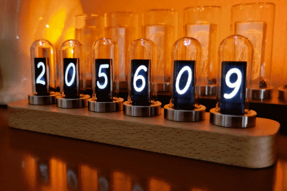 レトロとモダンが融合したニキシー管風デジタル時計D'ESIGN IPS