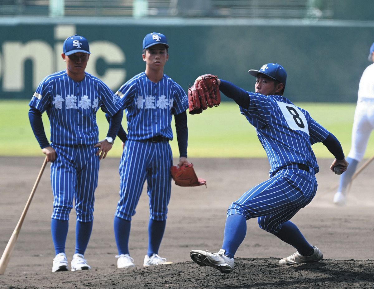 栃木・青藍泰斗のド派手ユニに…ネット熱視線「カッコよすぎて惚れそう