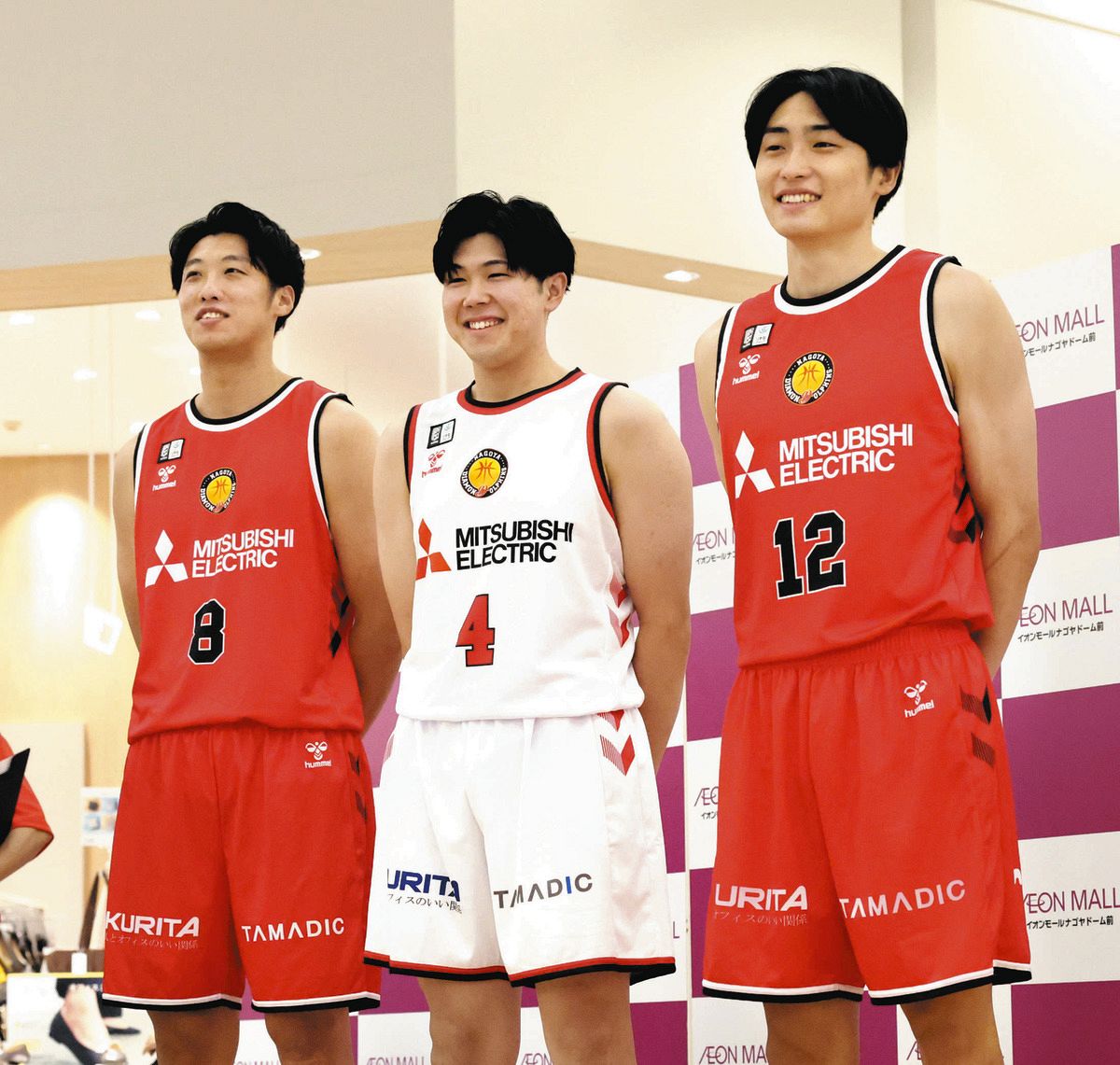 名古屋D】「スラムダンクの湘北みたい」今季ユニホームに中東泰斗主将