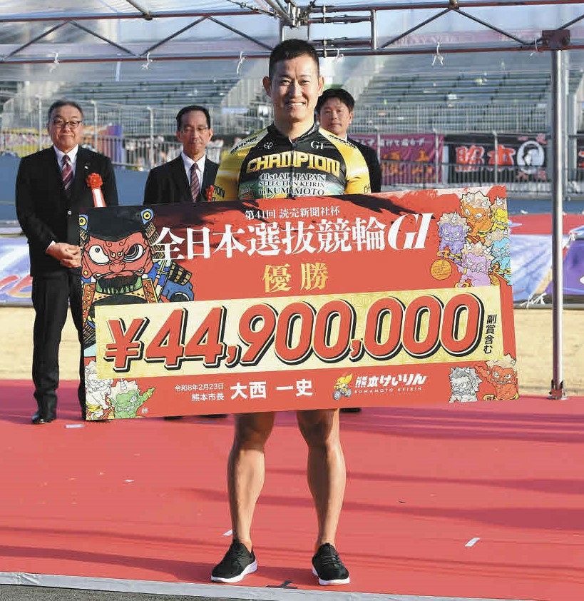 全日本選抜競輪】脇本雄太が番手まくりで大会連覇、2着には古性優作、3