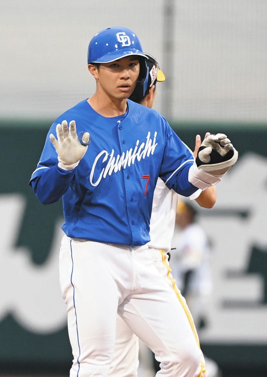 中日2軍】福永裕基、実戦復帰後初の安打はフェンス直撃の二塁打 二塁