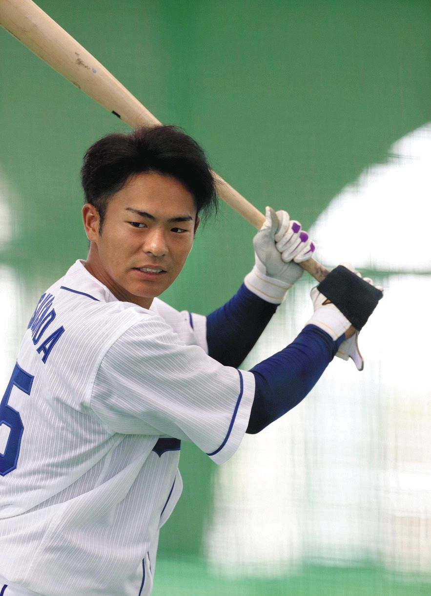 中日・土田龍空 左右の手に隙間グリップ「バットが寝ないように」立浪