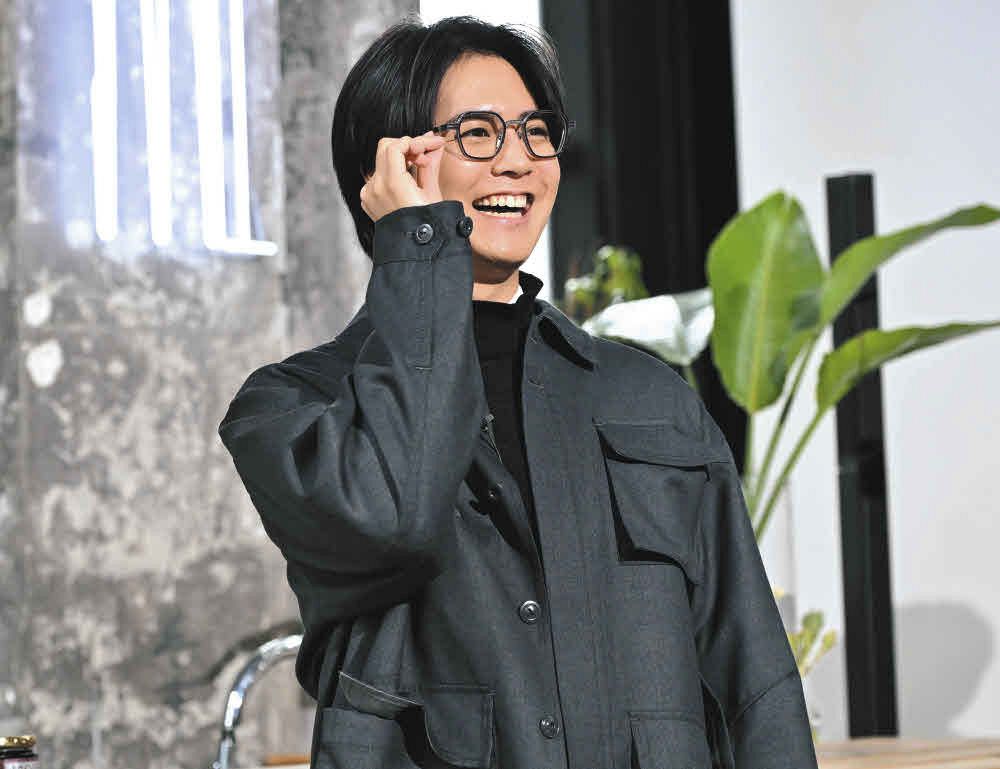 GENERATIONS」片寄涼太、創業120年の眼鏡のかけごこちに「人のぬくもり