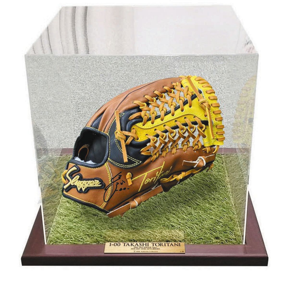 ロッテ】ありがとう鳥谷！ 引退記念グッズを抽選販売 グラブ、バット