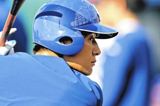 中日】現役引退した平田良介さんが異例のフリー打撃、18年のユニホーム