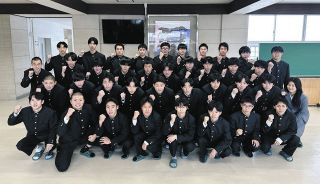 犀川大橋 情景切り取る 100周年コンテスト 絵画と写真展示：北陸中日